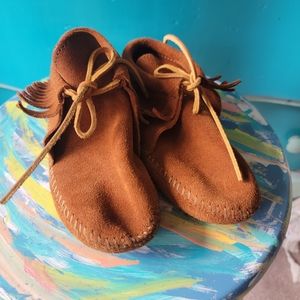 Minnetonka suede moccasins